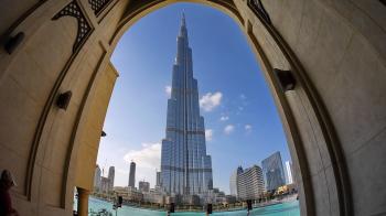 Pakilkite į 148 aukštą Burj Khalifoje